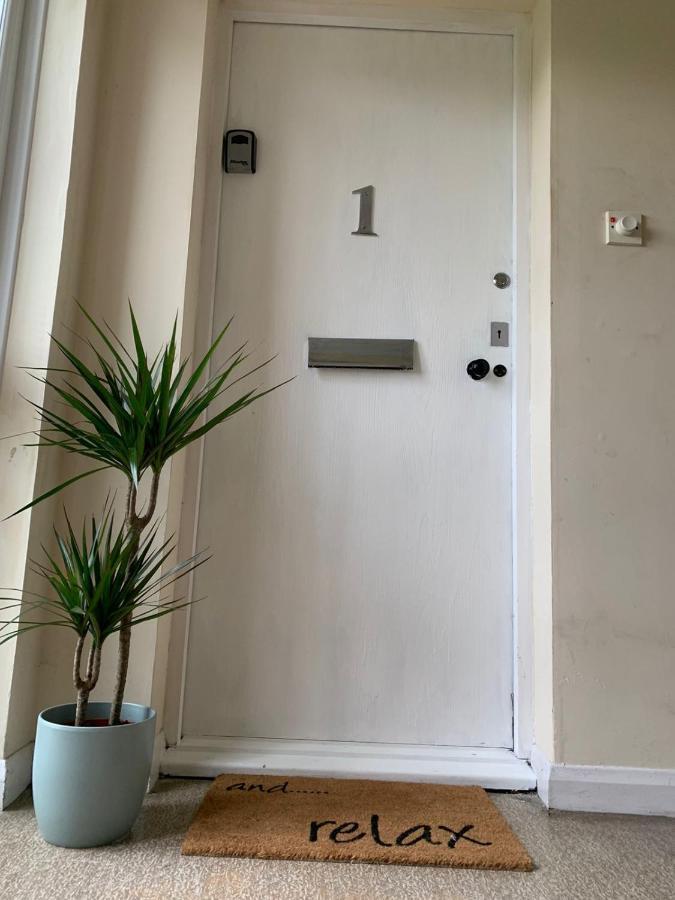 Cosy Studio Apartment Вотерлувілл Екстер'єр фото