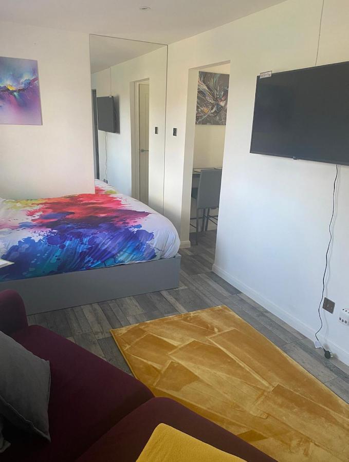 Cosy Studio Apartment Вотерлувілл Екстер'єр фото