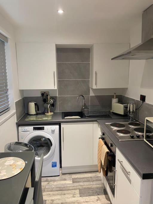 Cosy Studio Apartment Вотерлувілл Екстер'єр фото